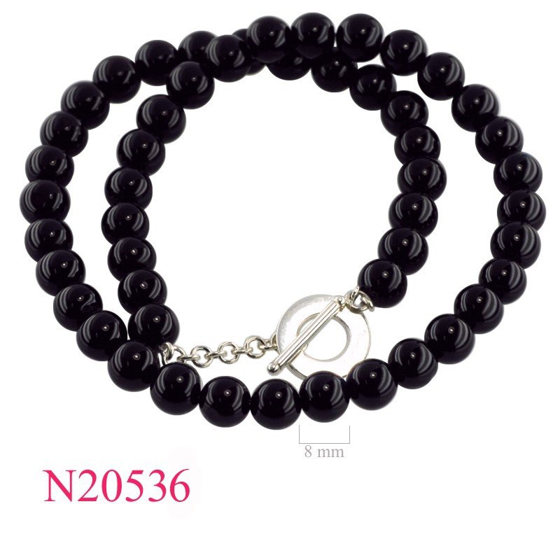 Necklace, 18 inches 8mm onyx beads and toggle lock.