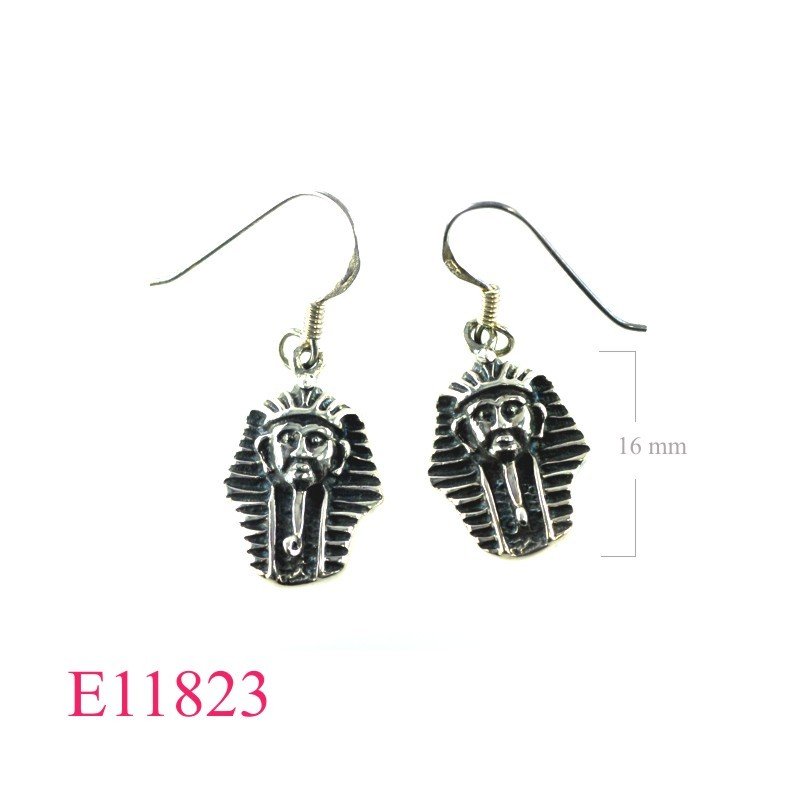 Earrings, Egyptian Faro.