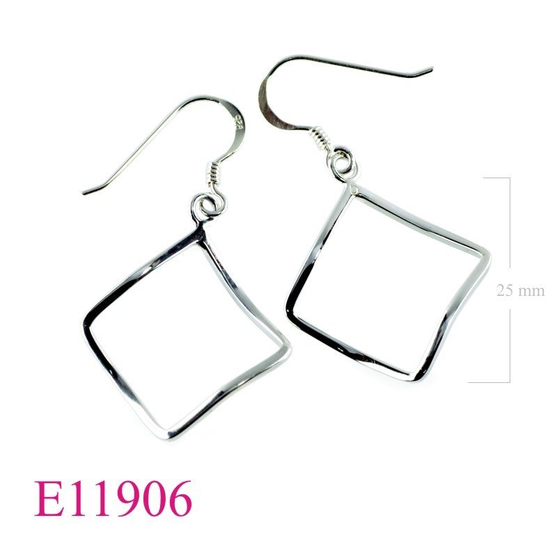 Earrings, 17mm curve square design.