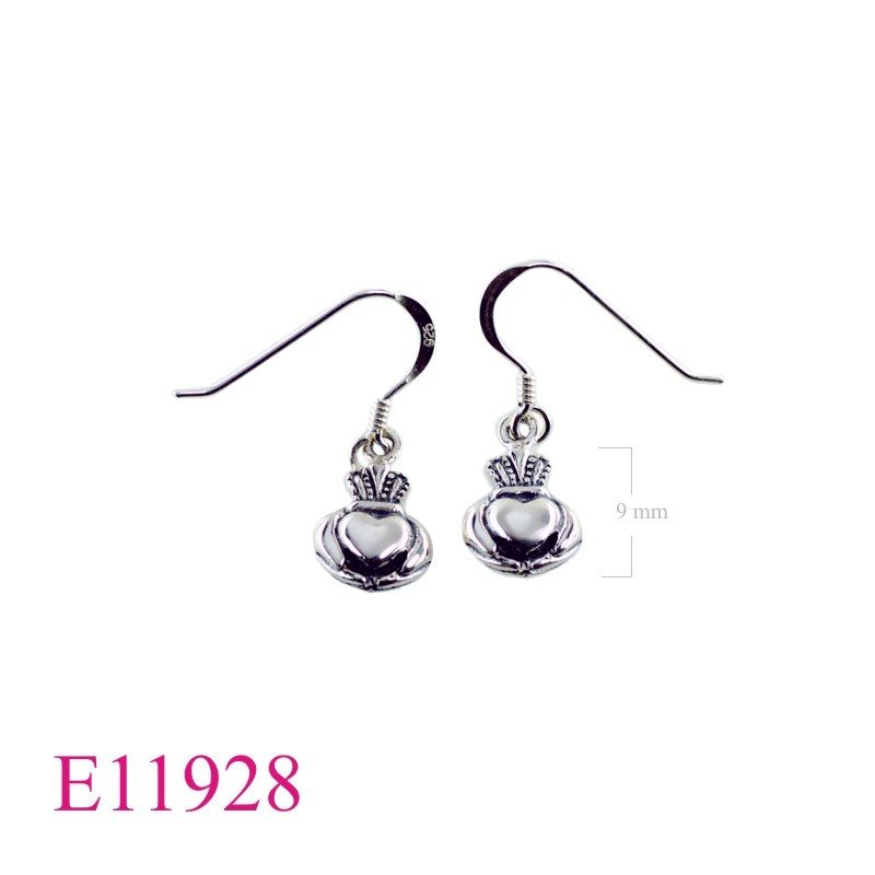 Earrings, Claddagh.