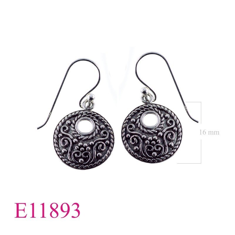 Earrings, 15mm round design.