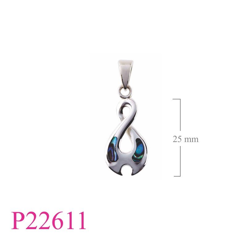 Pendant, Whiri twist.