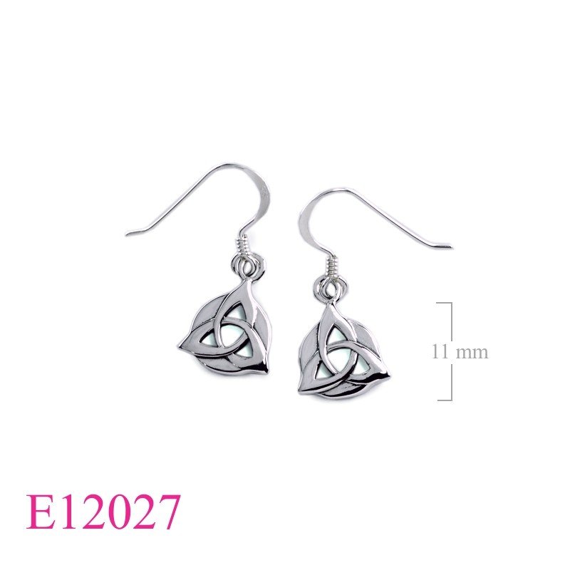 Earrings, Trinity on round.