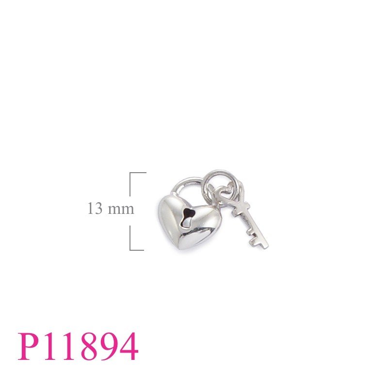 <p>Heart Pendant, Key Pendant, small pad and .</p>