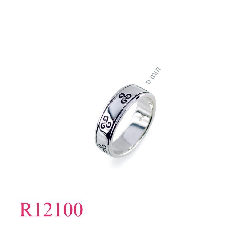 Band Ring, Triskelion Ring, Triskelions 6mm.