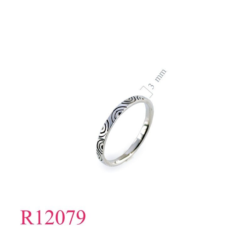 Band Ring, half round design.