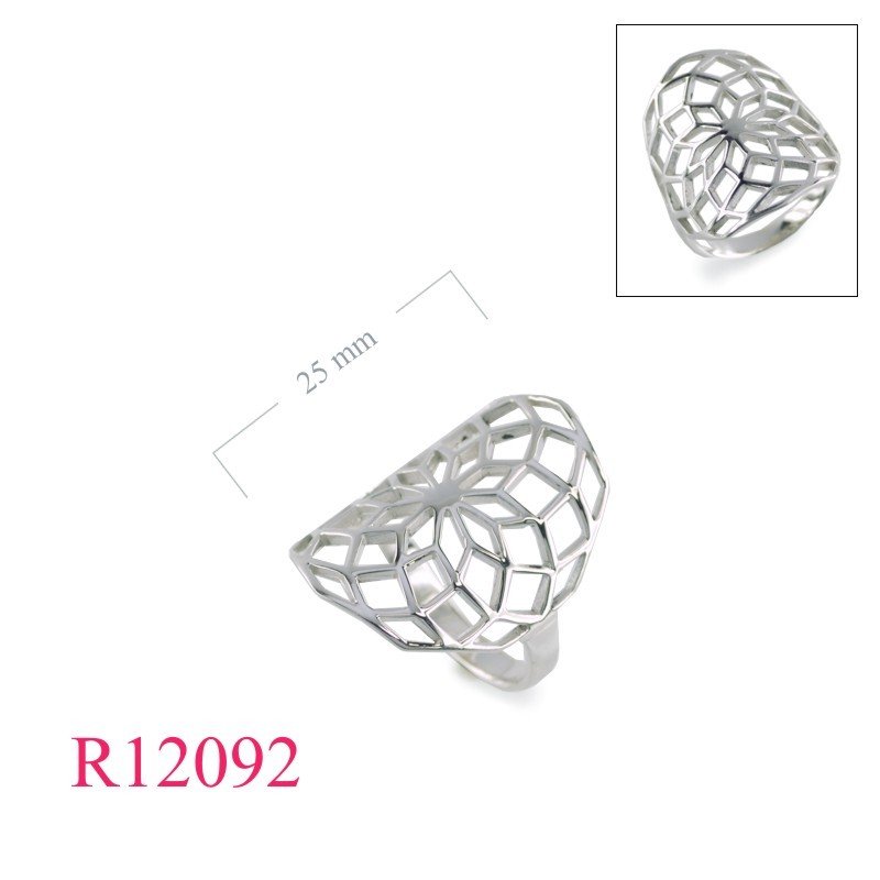 Ring, stencil flower design.