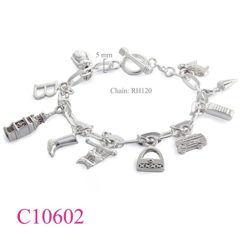 England Bracelet with flat long oval link chain.
