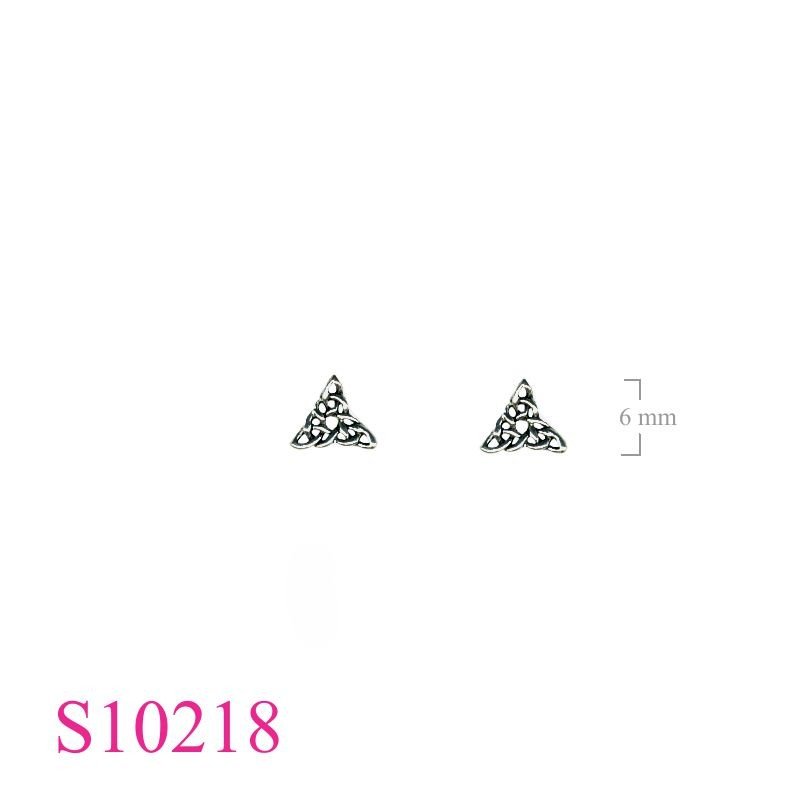 Earrings, triangle celtic.