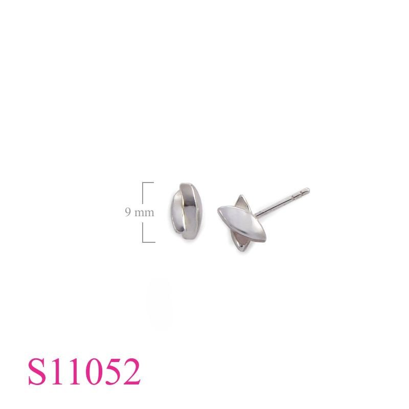 Earrings, "X" side view.