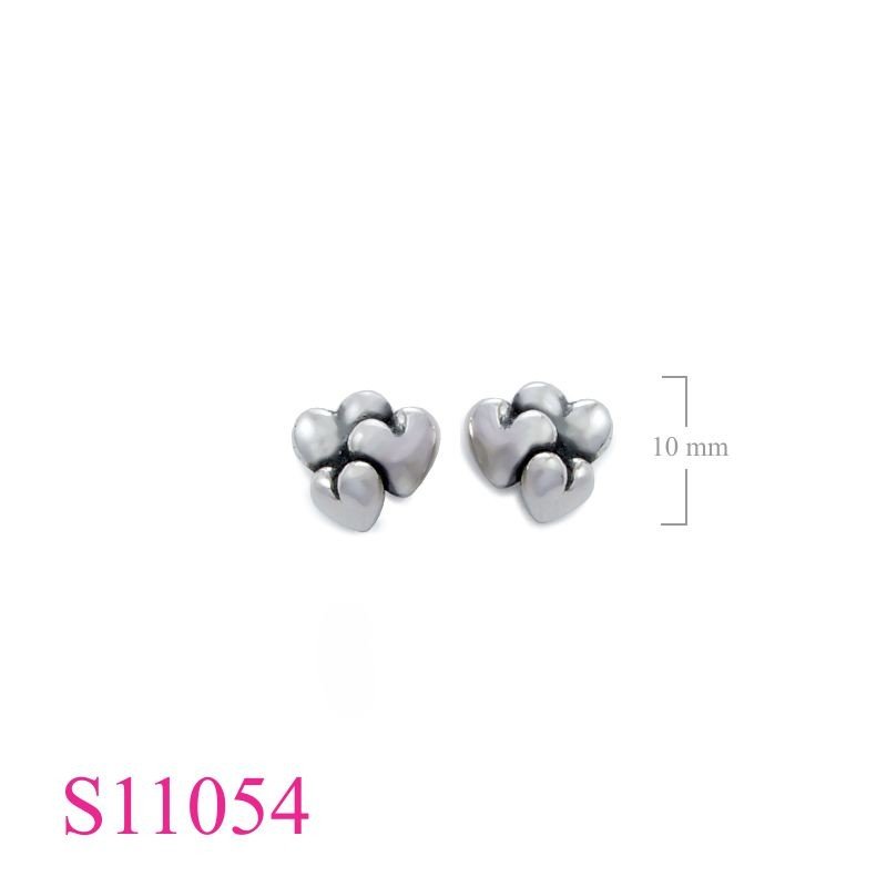 Earrings, 3 hearts.