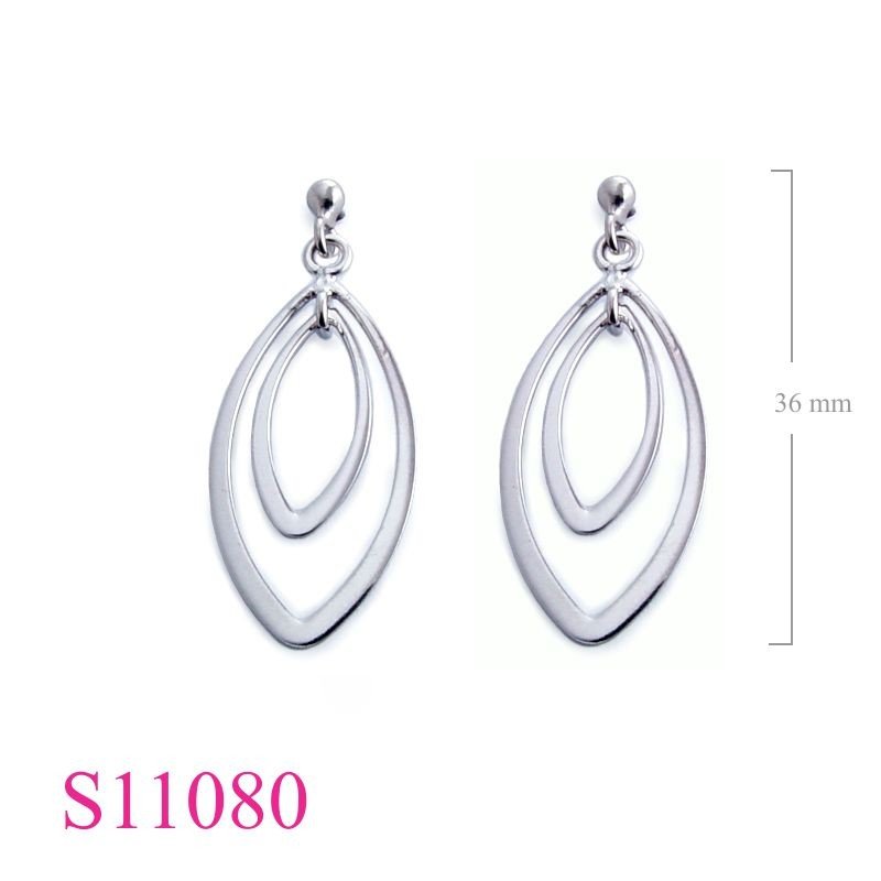 Earrings, 2 hanging marquise shape.