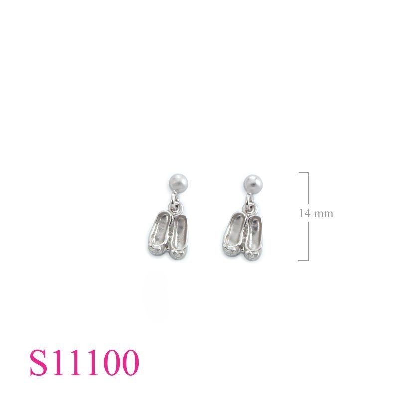 Earrings, tiny ballet shoes and ball stud.