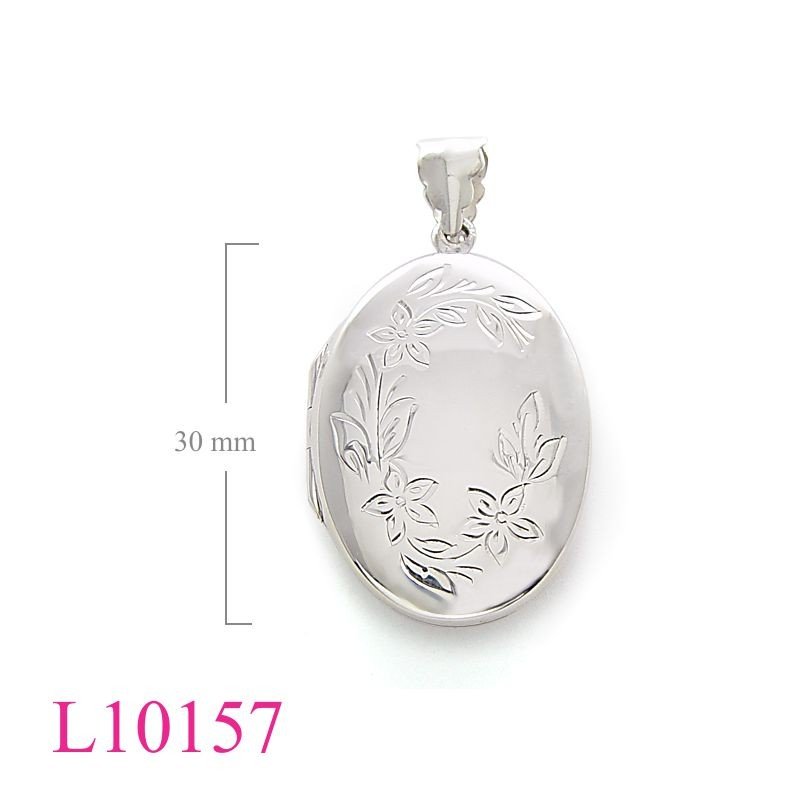 Flower Locket, 25x35mm oval engraving.