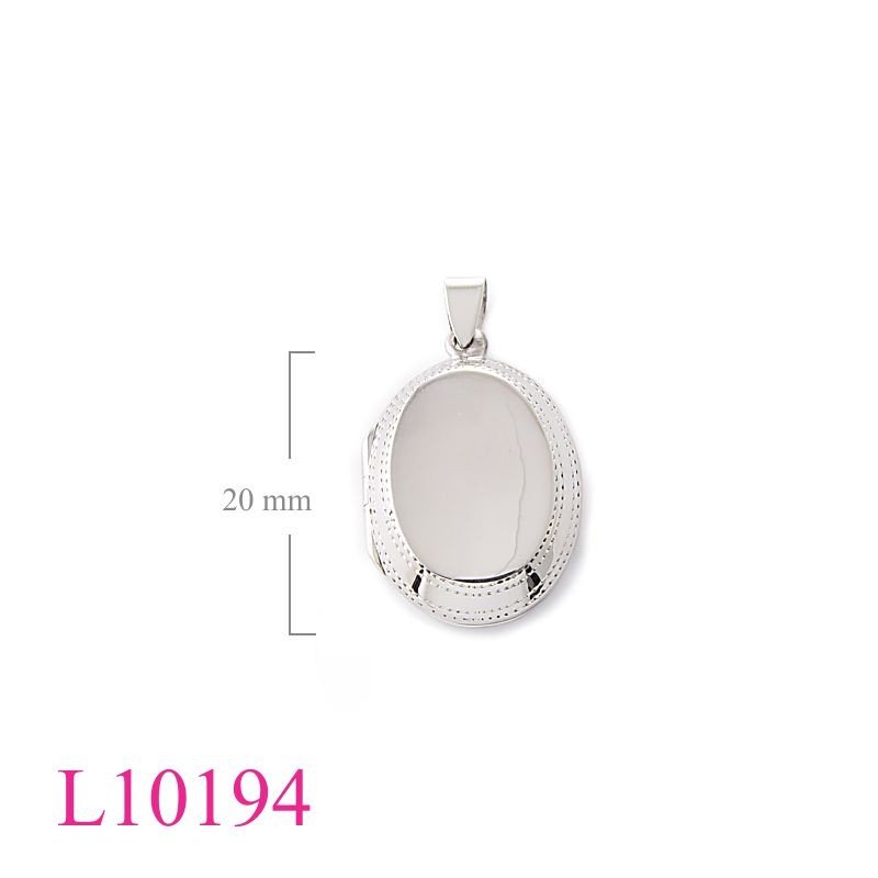 Oval Locket, flat top oval.