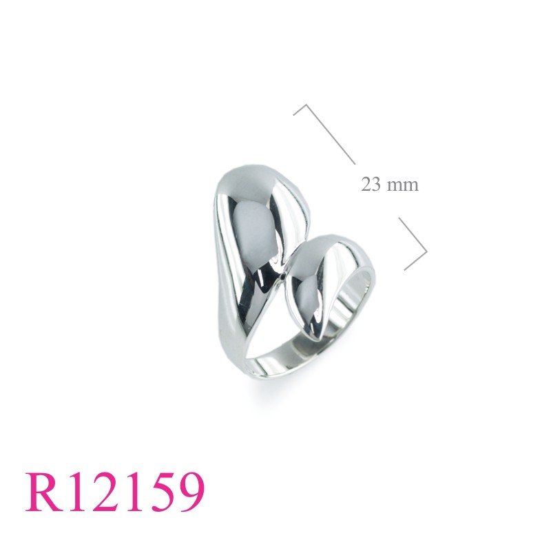 Ring, spoon head design.