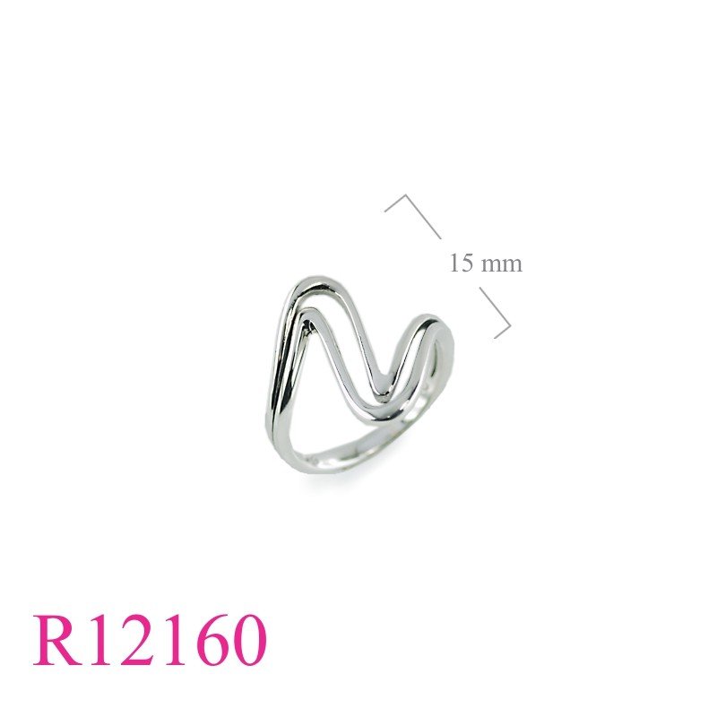 Ring, double lines V design.