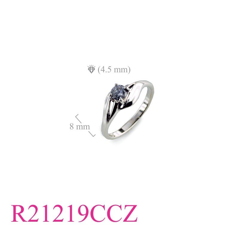 Ring, 4.5mm round CCZ.