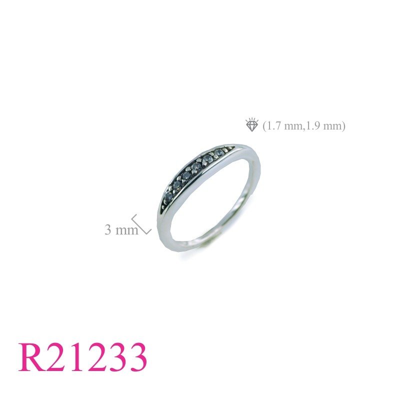 Ring, curve  with small CCZs.