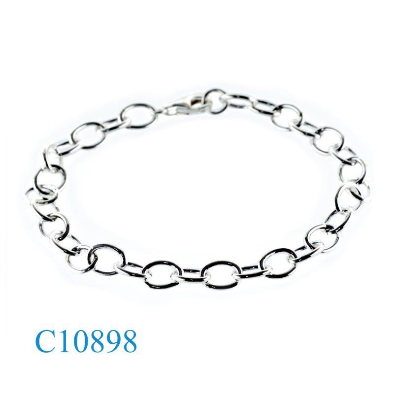 Bracelet, 17cm 1x7.4x5.7mm oval links chain.