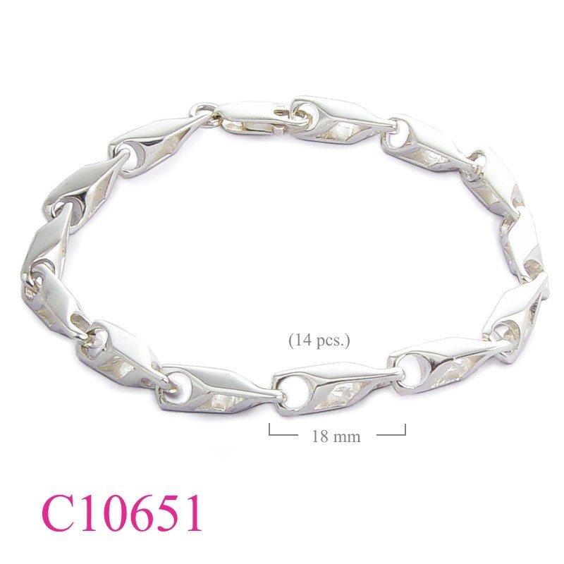 Bracelet, muti angles shape links.