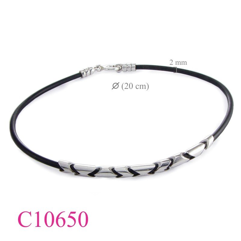 Bracelet, 20cm. silver tube parts on 2mm rubber string.