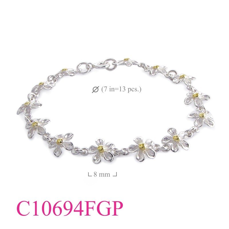 Flower Bracelet with flash gold plated on center.