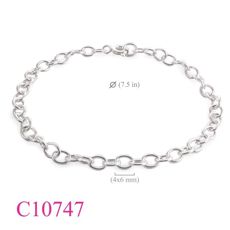 Bracelet, 7.5 inches oval links chain.