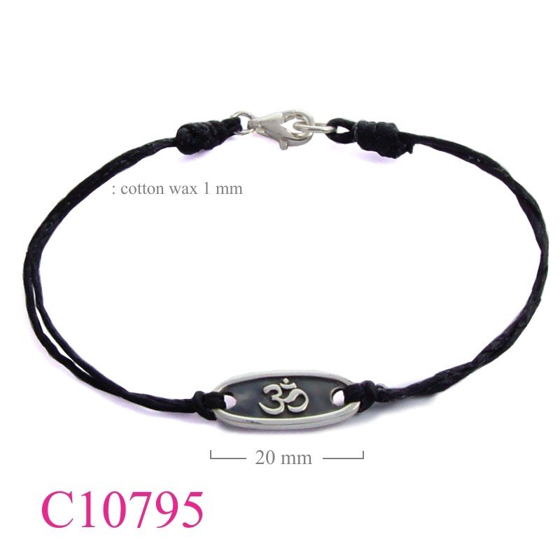 Bracelet, pop up Omh oval tag with cotton wax string.