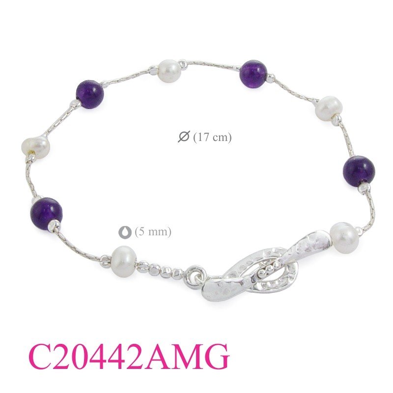Bracelet, synthetic perl and Amethys beads.