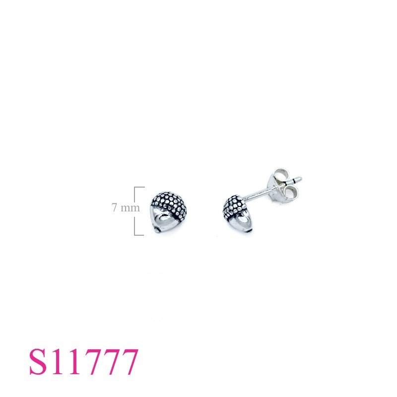Earrings, oak ball.