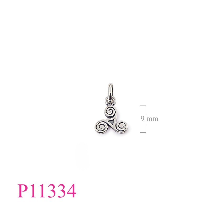 <p>Pendant, small spirals.</p>