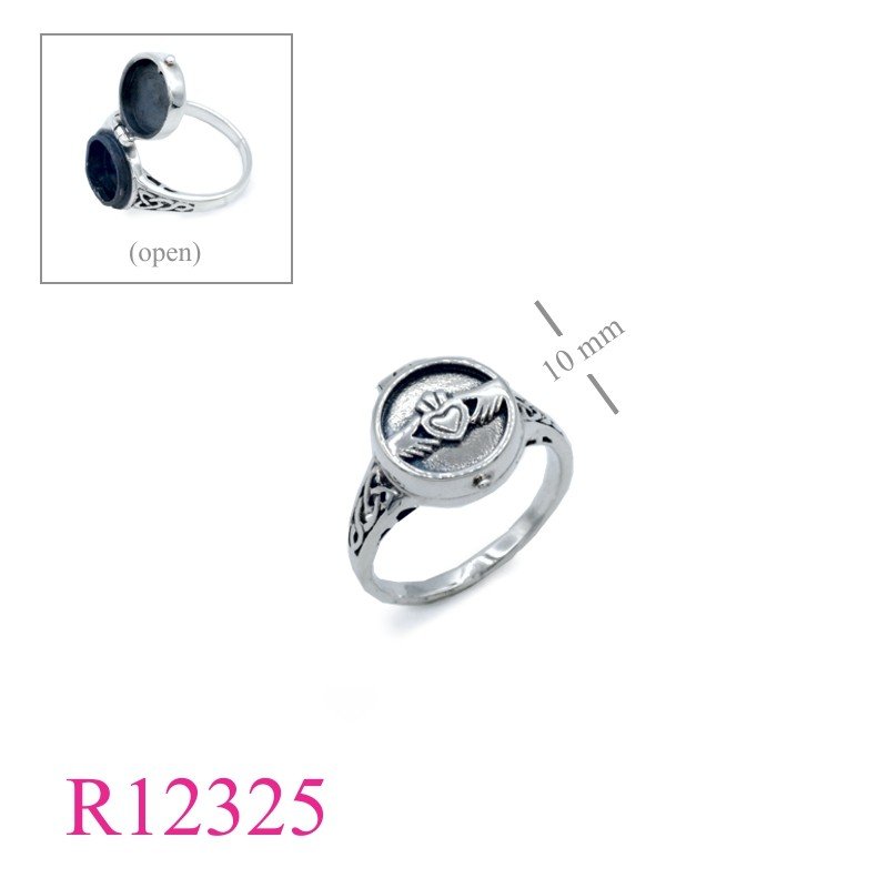 Ring, Claddagh poison ring.