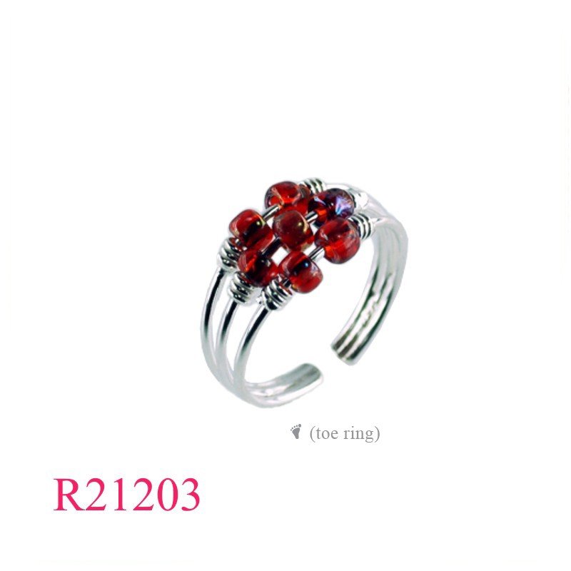 Ring, 3 wires 7 stones design.