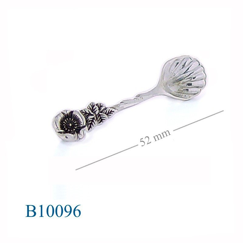 Spoon Brooch, shell spoon.