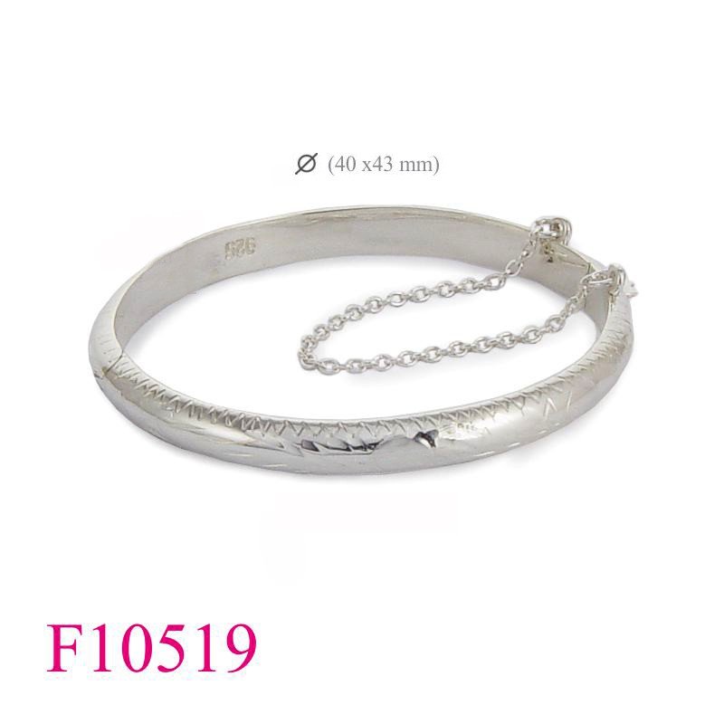 Bangle, 5mm half round band 40x43mm (inside) oval shape.