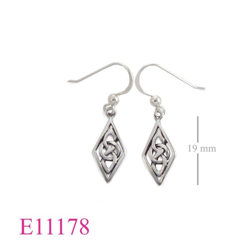 Earrings, diamond shape Celtic.