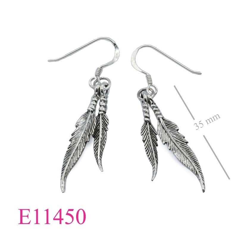 Earrings, double feathers.