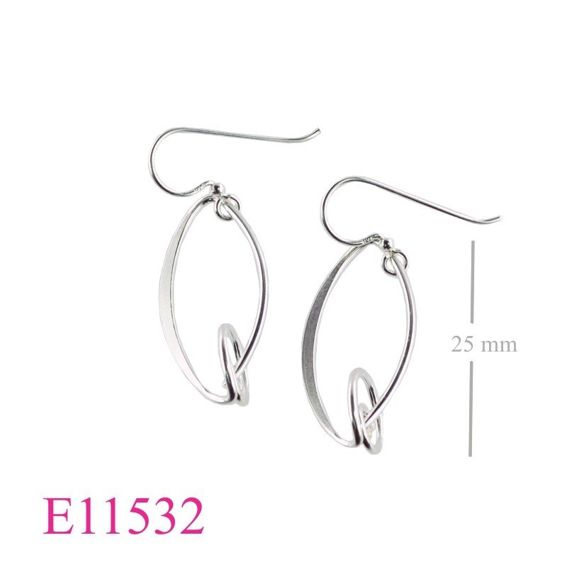 Earrings, wire swirl in oval.