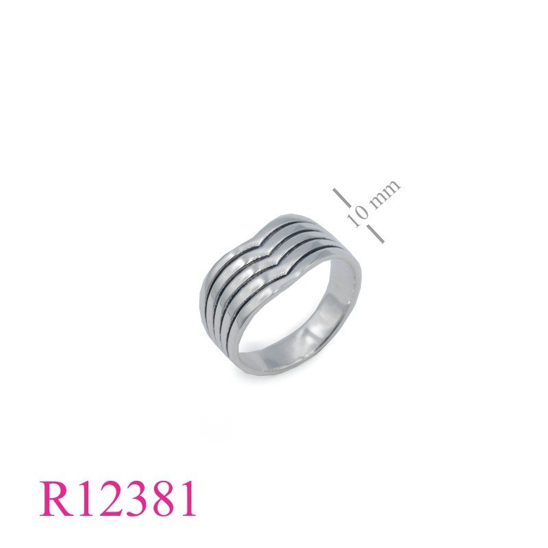 <p>Ring, 5 lines design.</p>