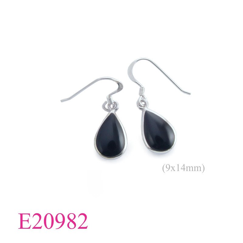 Earrings, 9x14mm drop.