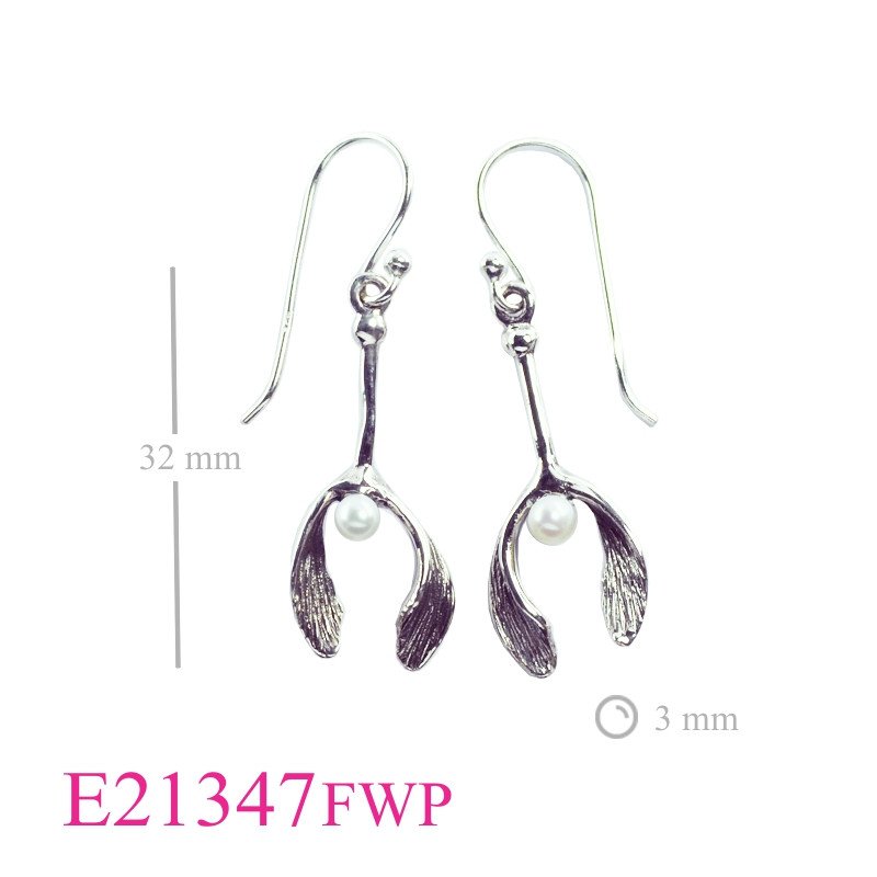 Earrings, mistletoe with Fresh water Pearl.
