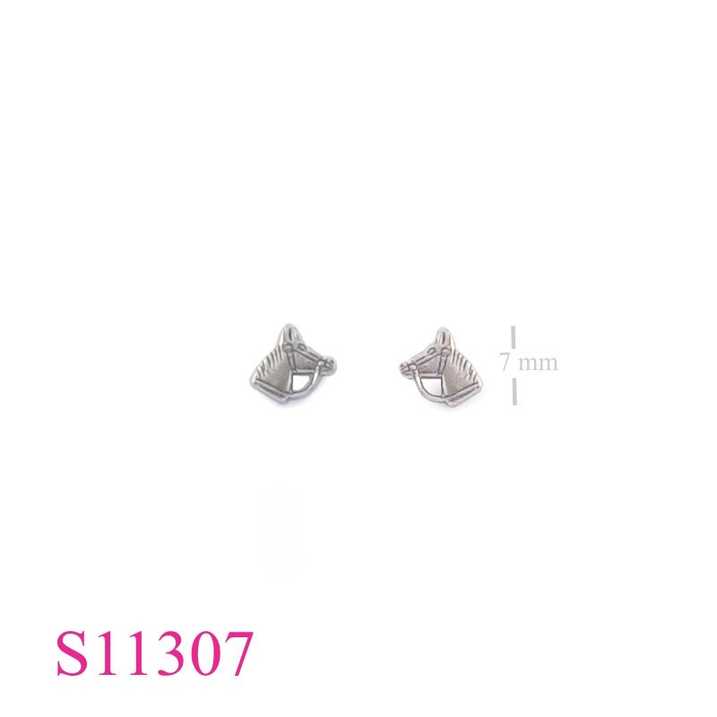 Earrings, horse head.