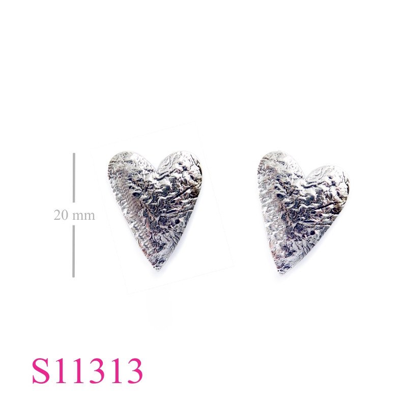 Earrings, heart.