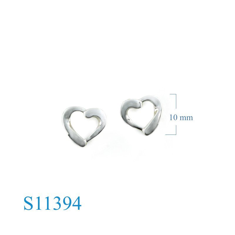 <p>Earrings, opened heart.</p>