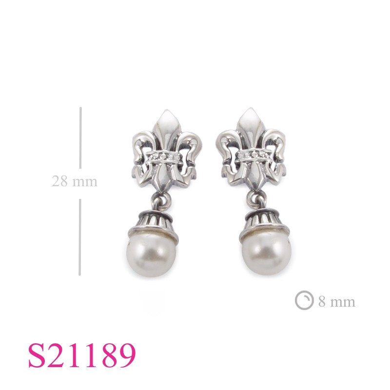 <p>Earrings, Fleur de lis with hanging 8mm poly perl.</p>