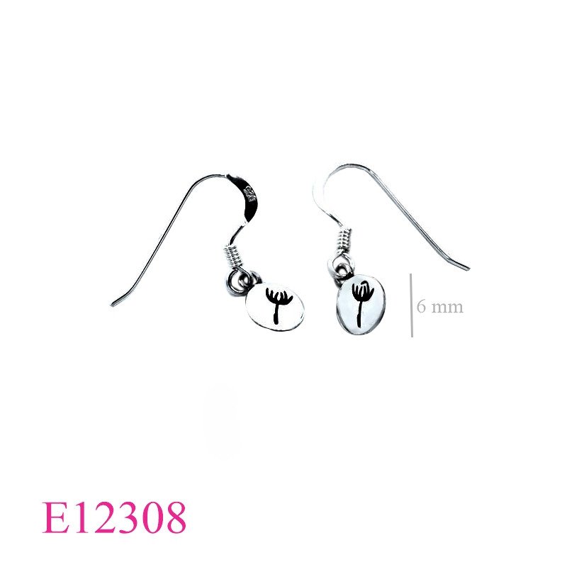<p>Earrings, 6mm round Dandelion.</p>