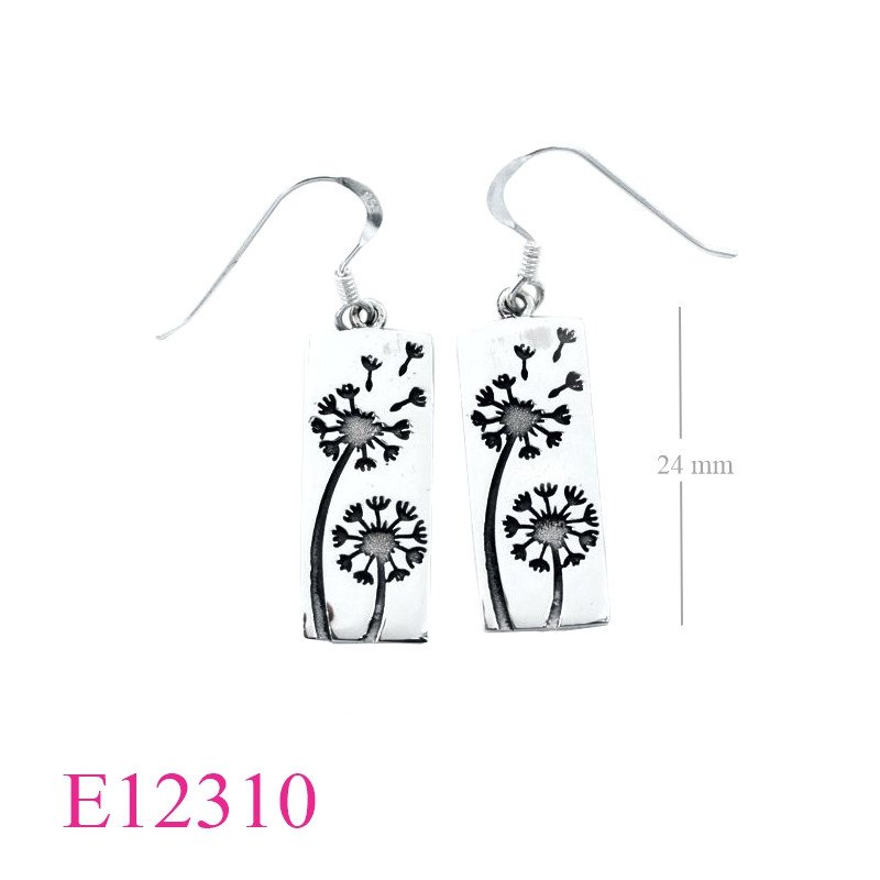 <p>Earrings, 9x23mm rectangle Dandelion.</p>