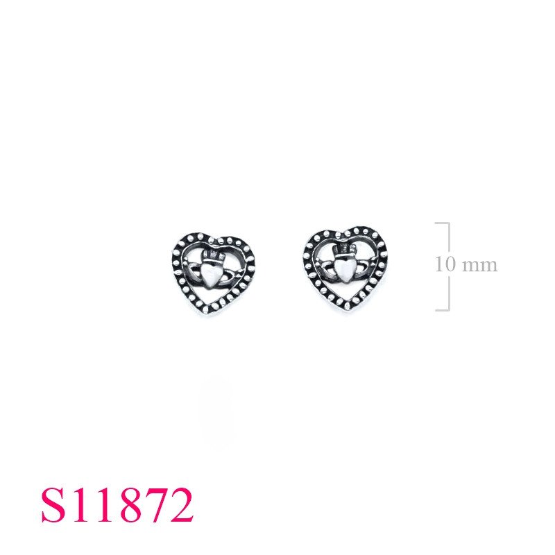 <p>Earrings, 10mm heart Claddagh.</p>