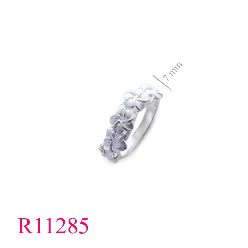 <p>Ring, 5 champac flower.</p>
